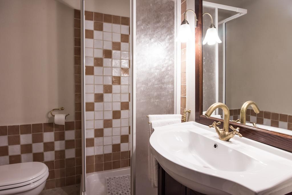Domus In Castro Bed & Breakfast Montecchio  Room photo